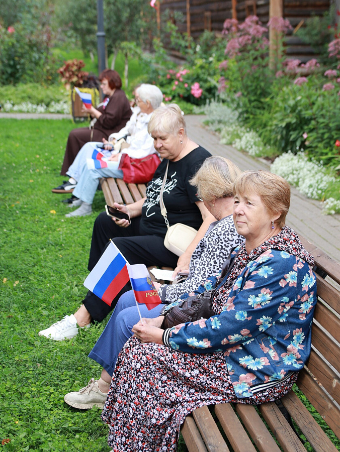 С.С. Соломко. Платье для Н.В. Делен-Волконской, для пьесы «Сон в весеннее утро» д'Аннунцио. Кон. XIX – нач. ХХ вв. Российская империя.