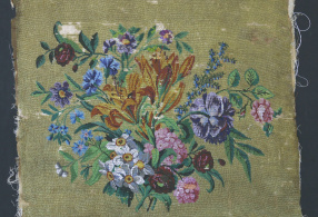 Панно, расшитое бисером с изображением цветочного букета XIX в., Российская империя 