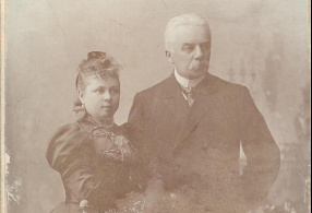 Николай Ильич Чайковский с женой Ольгой Сергеевной. Фотограф: Чеховский В. г. Москва, 1898 г.