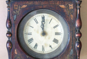 Часы настенные. 1880-1885 гг. Германия (механизм),  Россия (корпус)