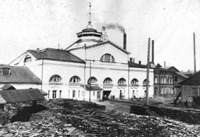 3. Николаевский корпус – главный въезд на Воткинский завод с западной стороны, начало ХХ в.