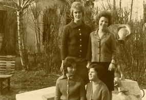 Фото из семейного альбома В.С. Ларионова. В саду П.И. Чайковского. Воткинск 1950-е гг.
